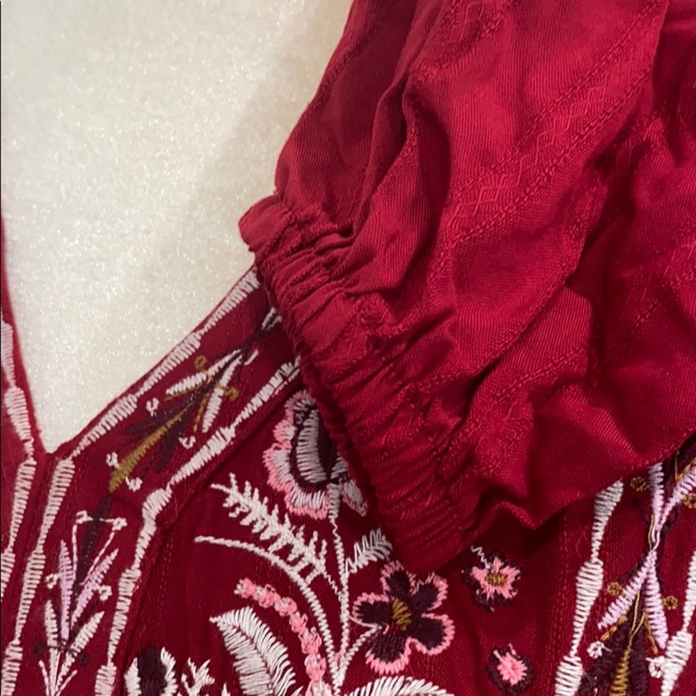 Knox rose Long Sleeve Embroidered blouse - Picture 5 of 9